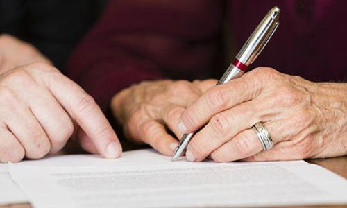 離婚了繼父能要求繼子贍養(yǎng)嗎